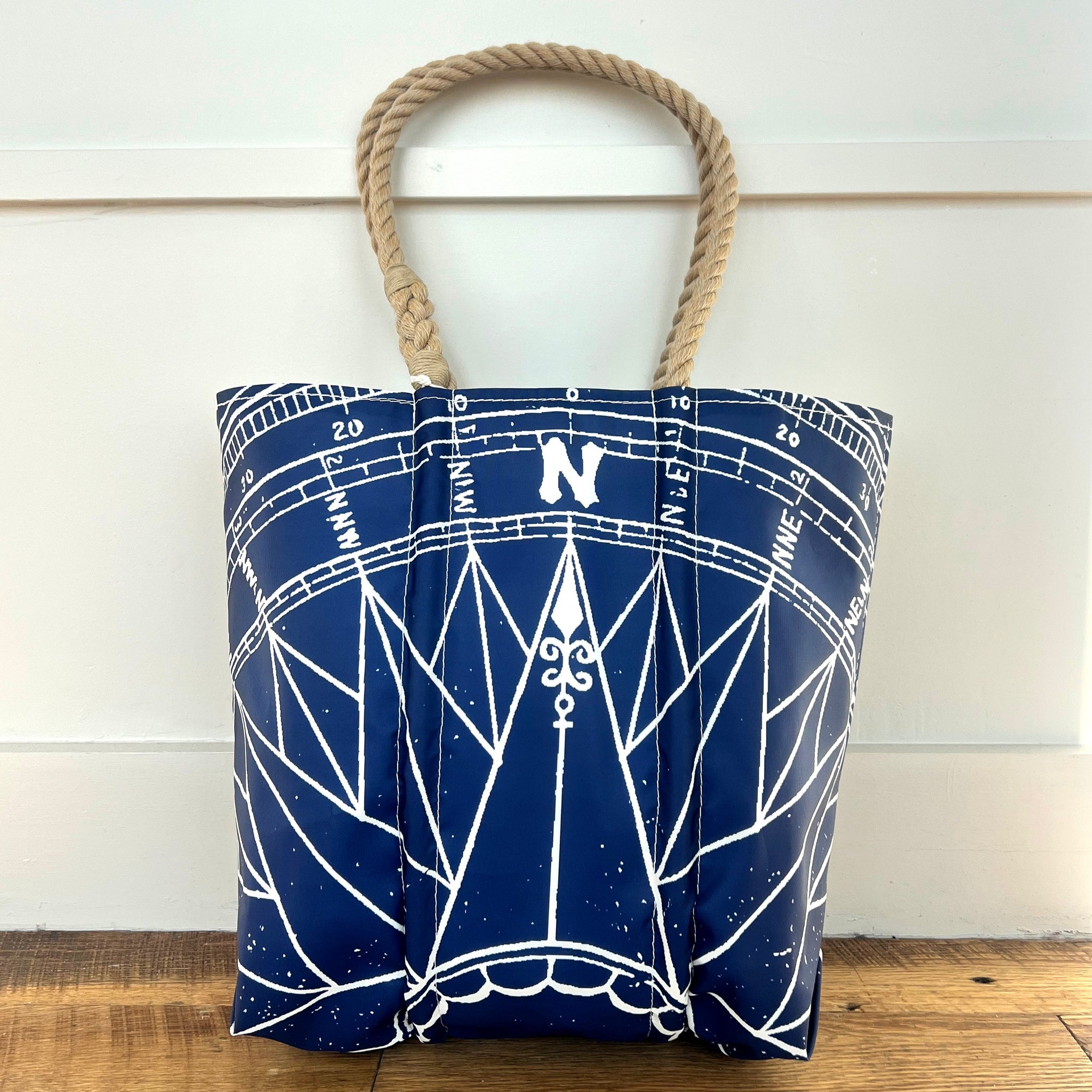 compass3_2048x.jpg?v=1736873180